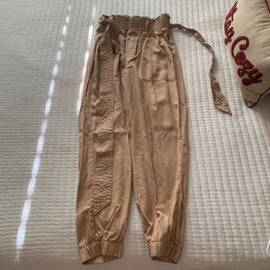 Abercrombie & Fitch tan joggers